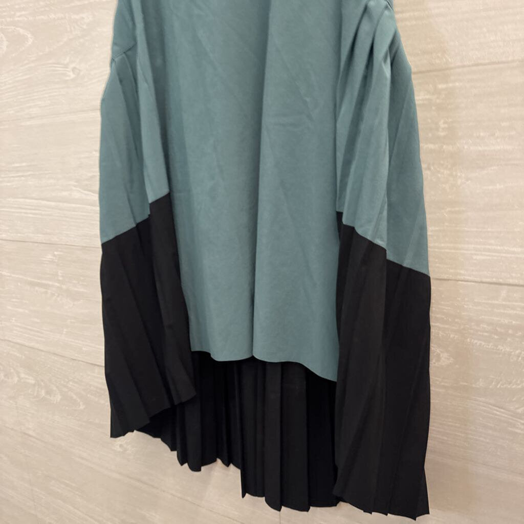 Athleta Pleated Swing Top Small