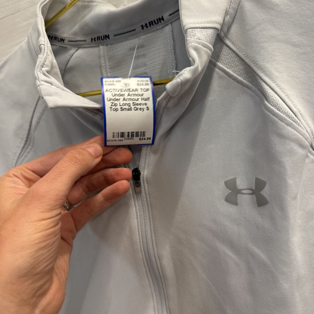 Under Armour Half Zip Long Sleeve Top Small