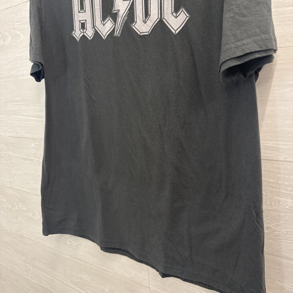 American Classics ACDC Graphic T-Shirt Extra Large