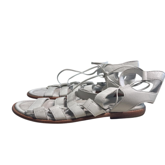 Frye White Blair Side Ghillie Sandal 9.0