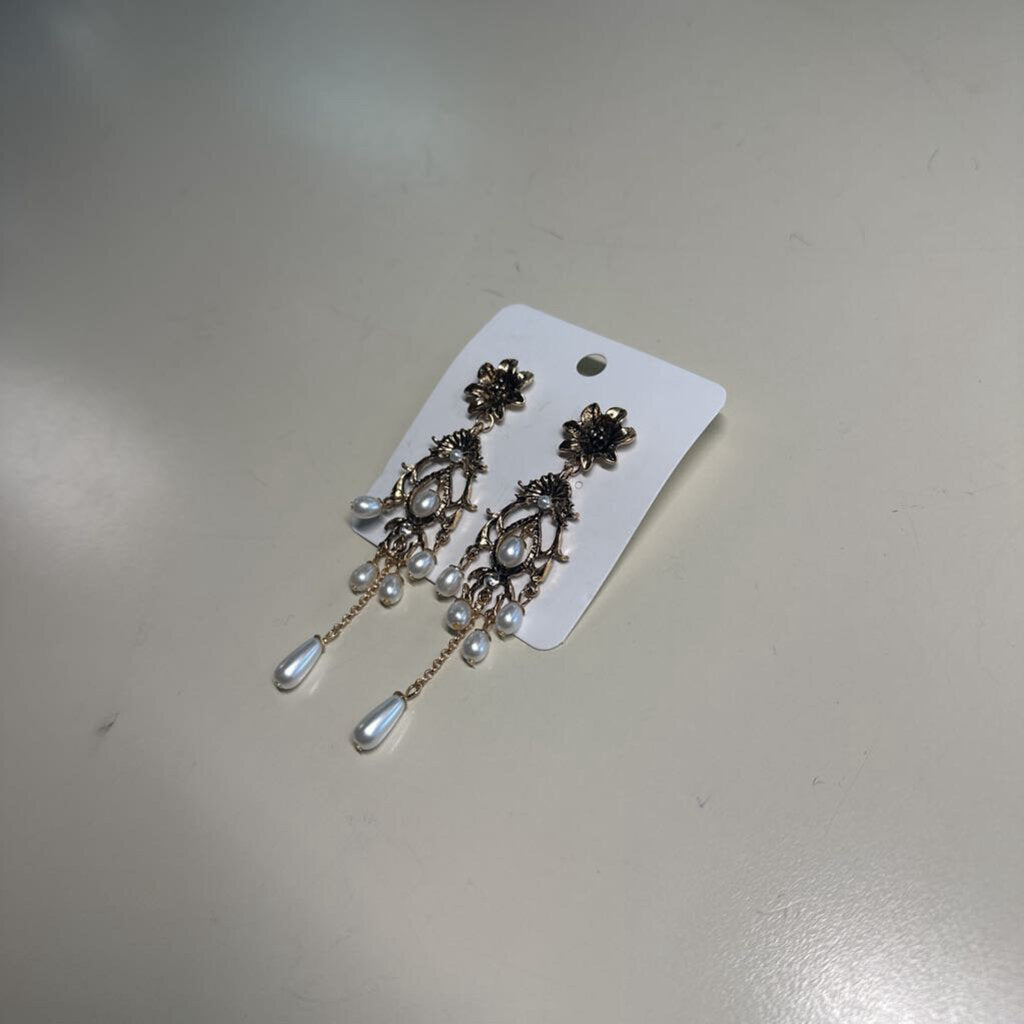 Flower and Pearl Drop Earrings