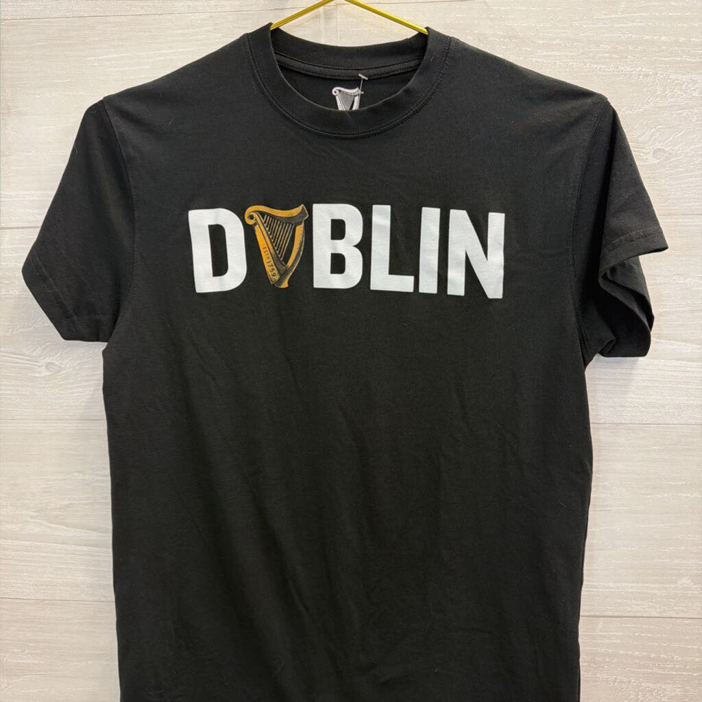 Guinness Black Dublin Short Sleeve Graphic Tee Extra Small