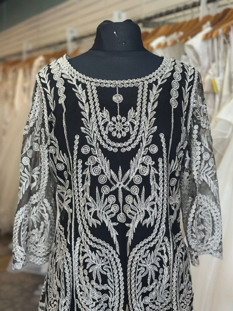 Black/ Gold Embroidered Long Sleeve Top/ Wide Leg Pants Special Occasion Set Large
