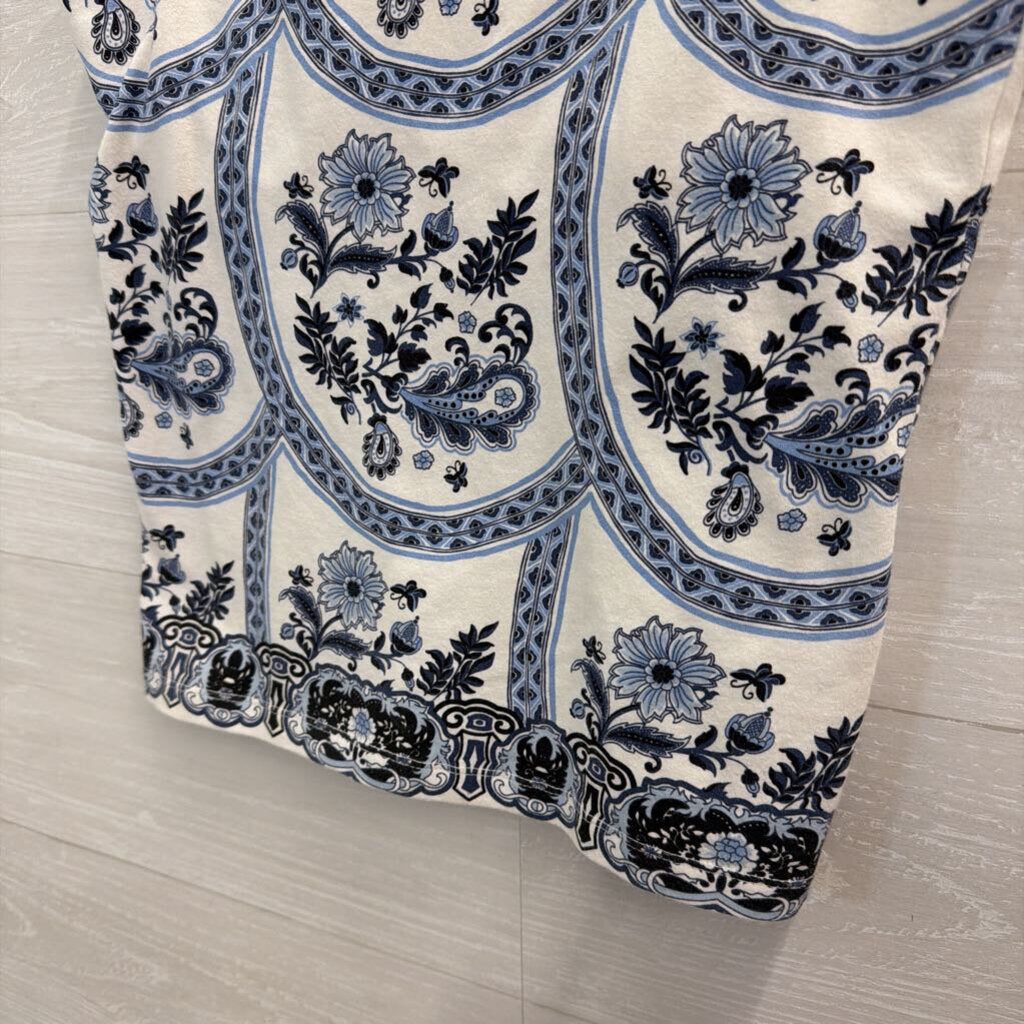 B Moss White/ Blue Print Tank Top Medium