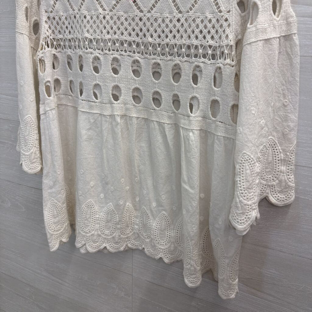 Fun Sport White Crochet Long Sleeve Top Large