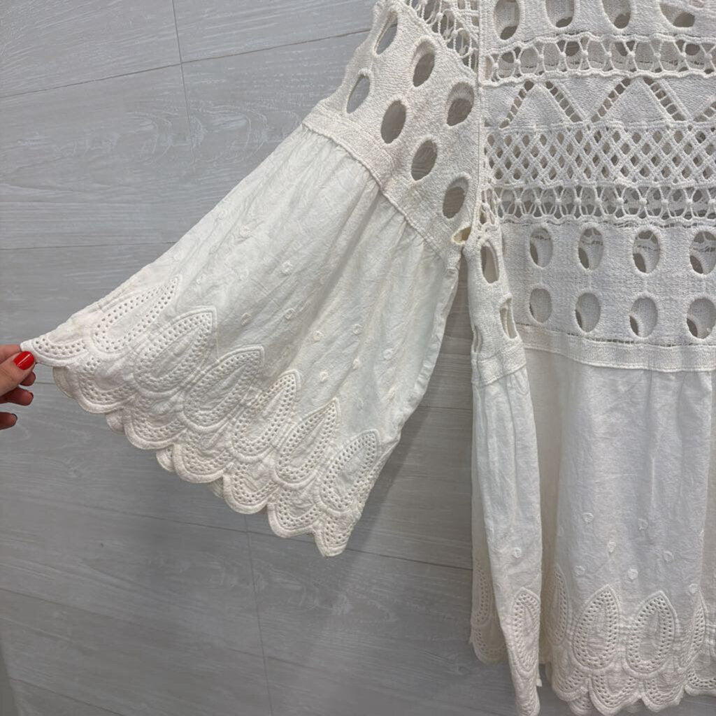 Fun Sport White Crochet Long Sleeve Top Large