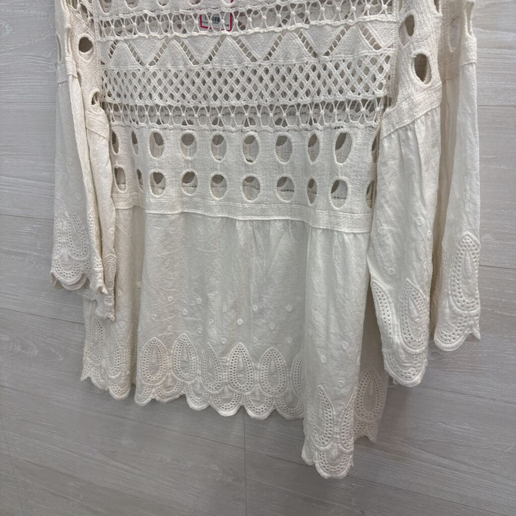 Fun Sport White Crochet Long Sleeve Top Large