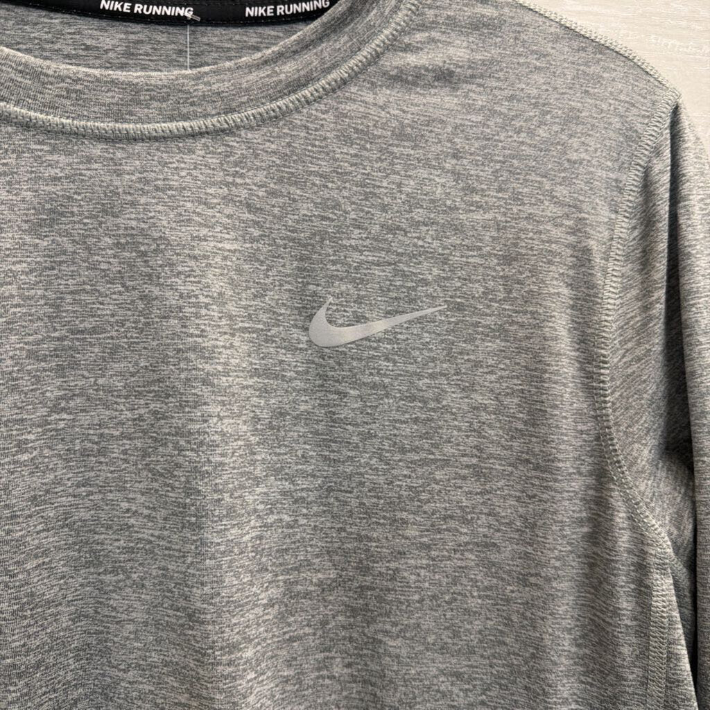 Nike Grey Long Sleeve Athletic Top Medium