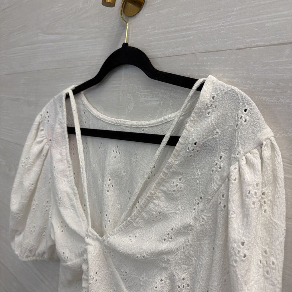 White Eyelet Cropped Short Puff Sleeve Top Large