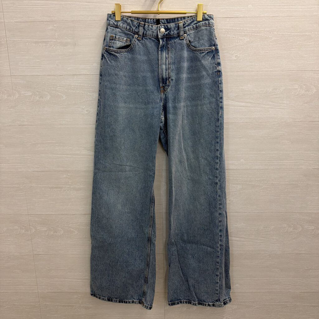 Divided Medium Wash Wide Leg Jeans 6