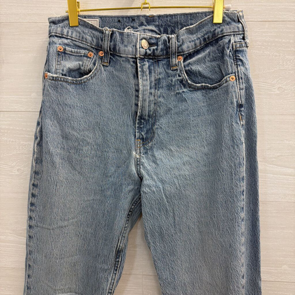 Gap Light Wash Sky High Straight Jeans 30