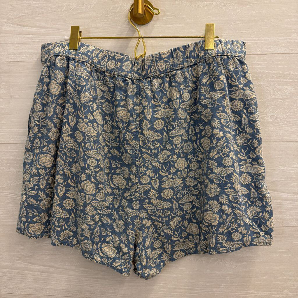 Blue/ Beige Print High Waisted Shorts Large