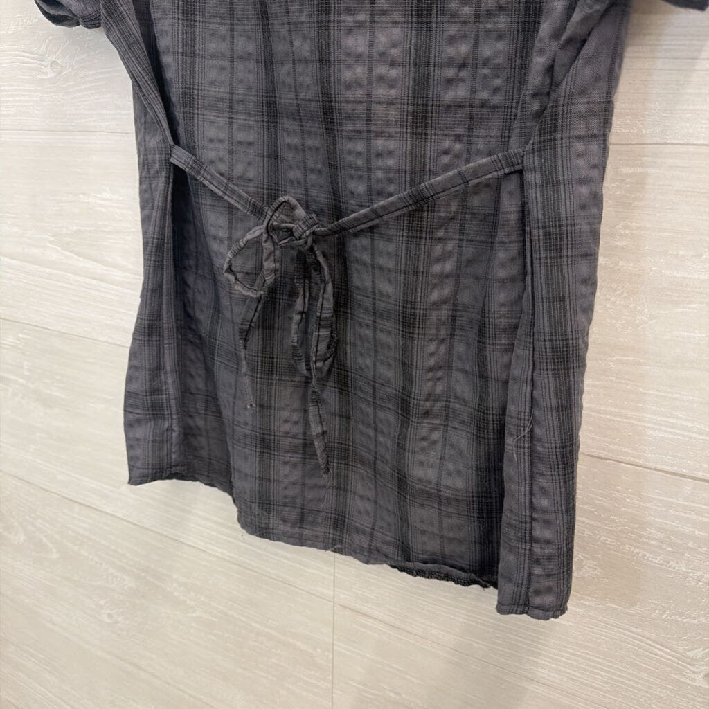 Miss Hong Grey Plaid Short Sleeve Button Down Top Small