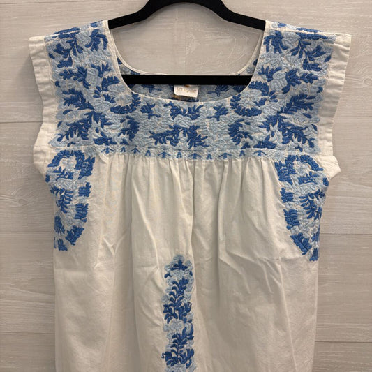 J Marie White/ Blue Embroidered Boxy Top Small
