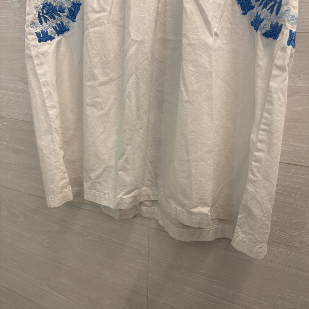 J Marie White/ Blue Embroidered Boxy Top Small