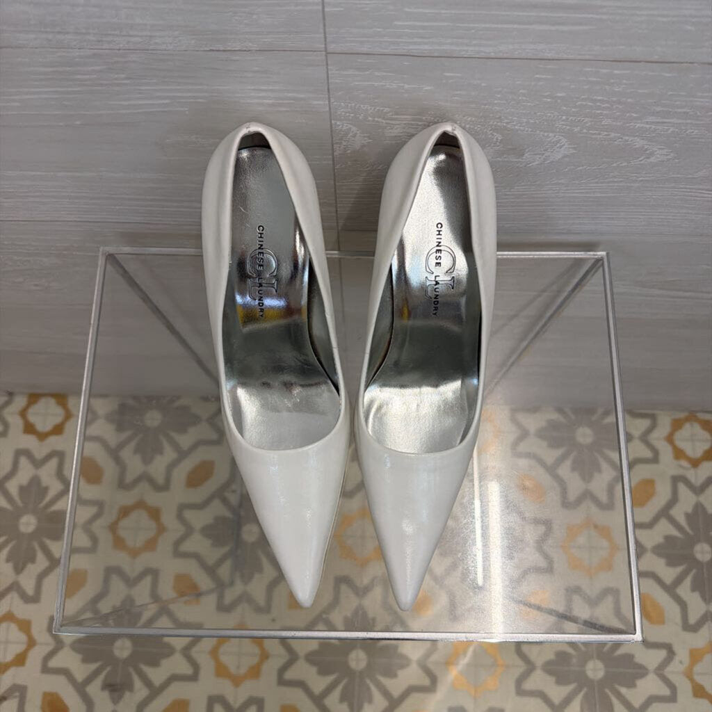 Chinese Laundry White Leather Point Toe Pump Heels 8