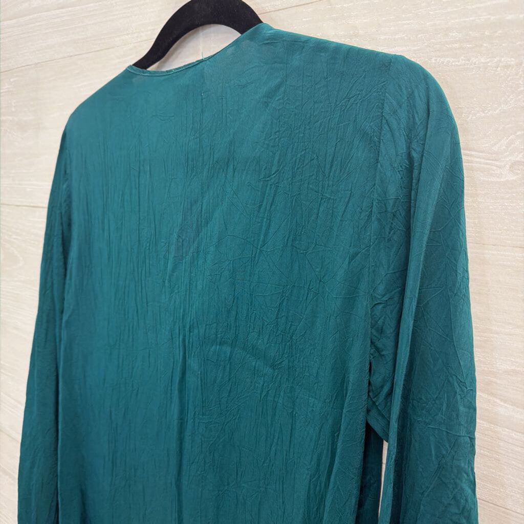 Johnny Was Green Embroidered Long Sleeve V Neck Top Small