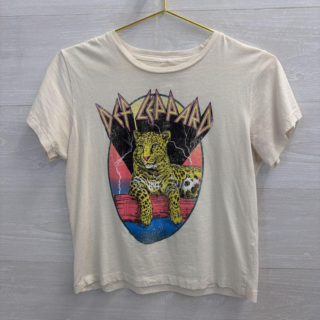White/ Multi Cropped Def Leppard Short Sleeve Graphic Tee Medium