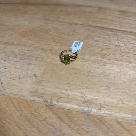 Gold/ Green Stone Ring
