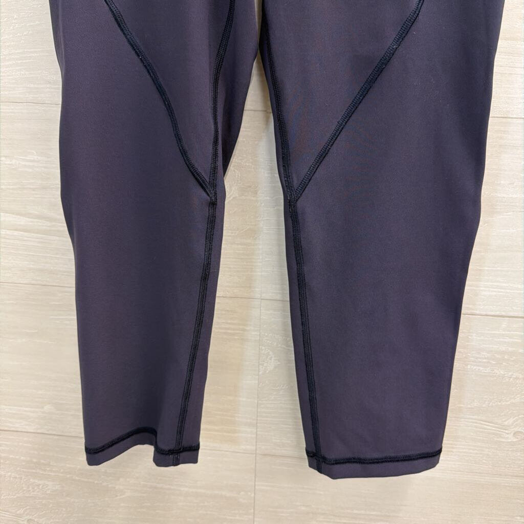 Lululemon Navy/ Blue Cropped Athletic Leggings 6