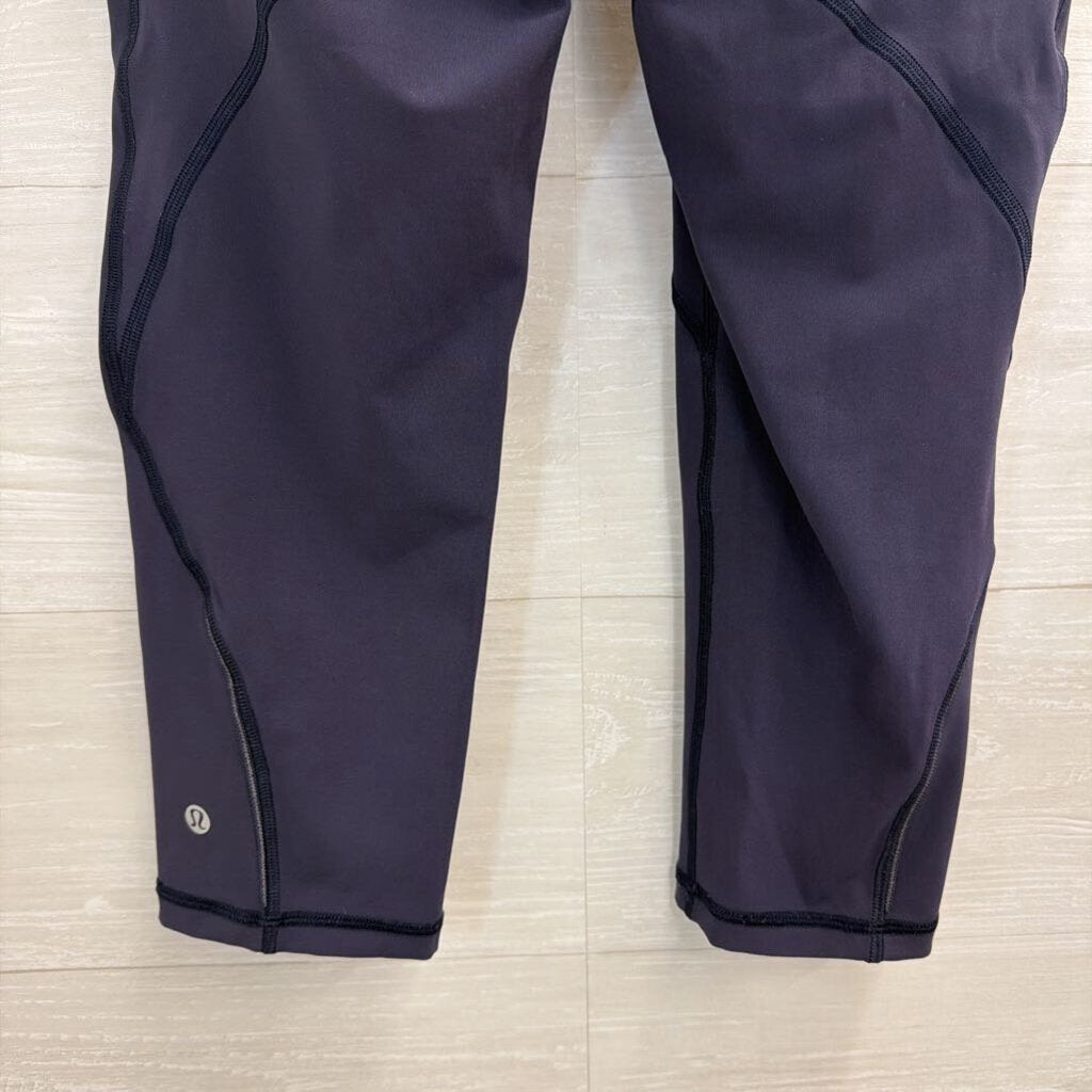 Lululemon Navy/ Blue Cropped Athletic Leggings 6