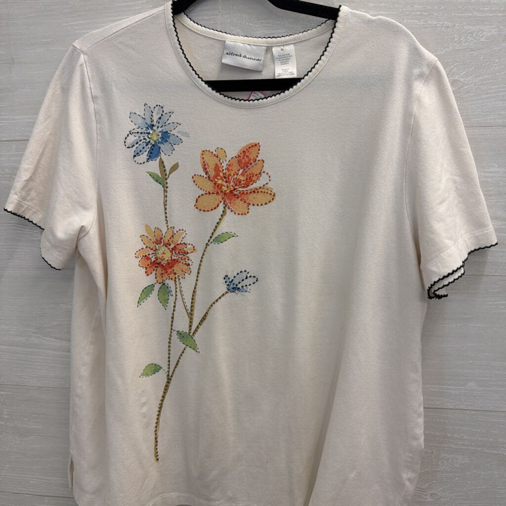 Alfred Dunner White/ Multi Embroidered Flower Short Sleeve Top Extra Large