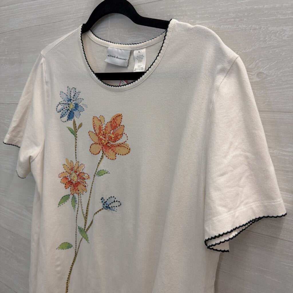 Alfred Dunner White/ Multi Embroidered Flower Short Sleeve Top Extra Large