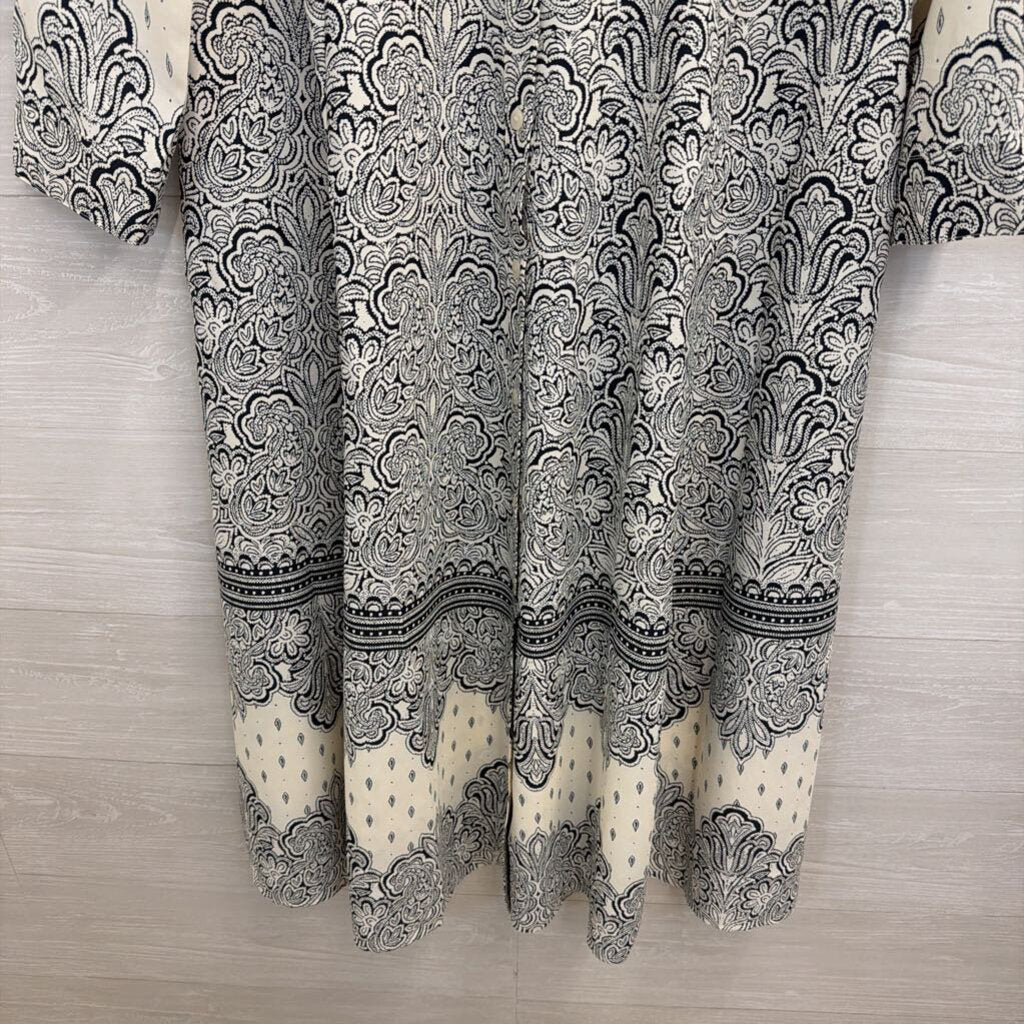 Loft Navy/ White Print Long Sleeve Button Front Dress 6