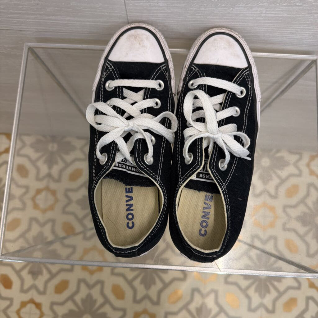Converse Black/ White All Star Low Sneakers 5.5