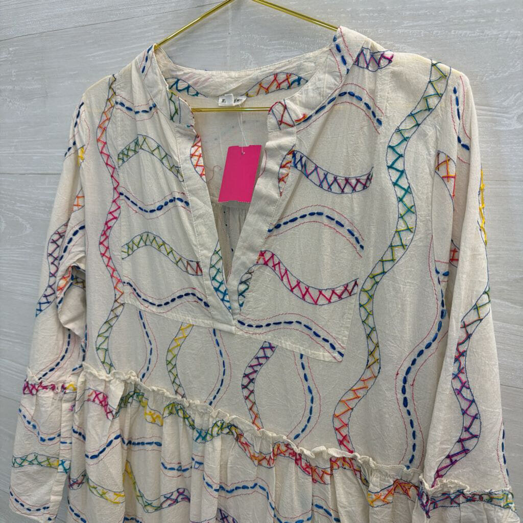 En Creme White/ Multi Embroidered Long Sleeve Dress Medium