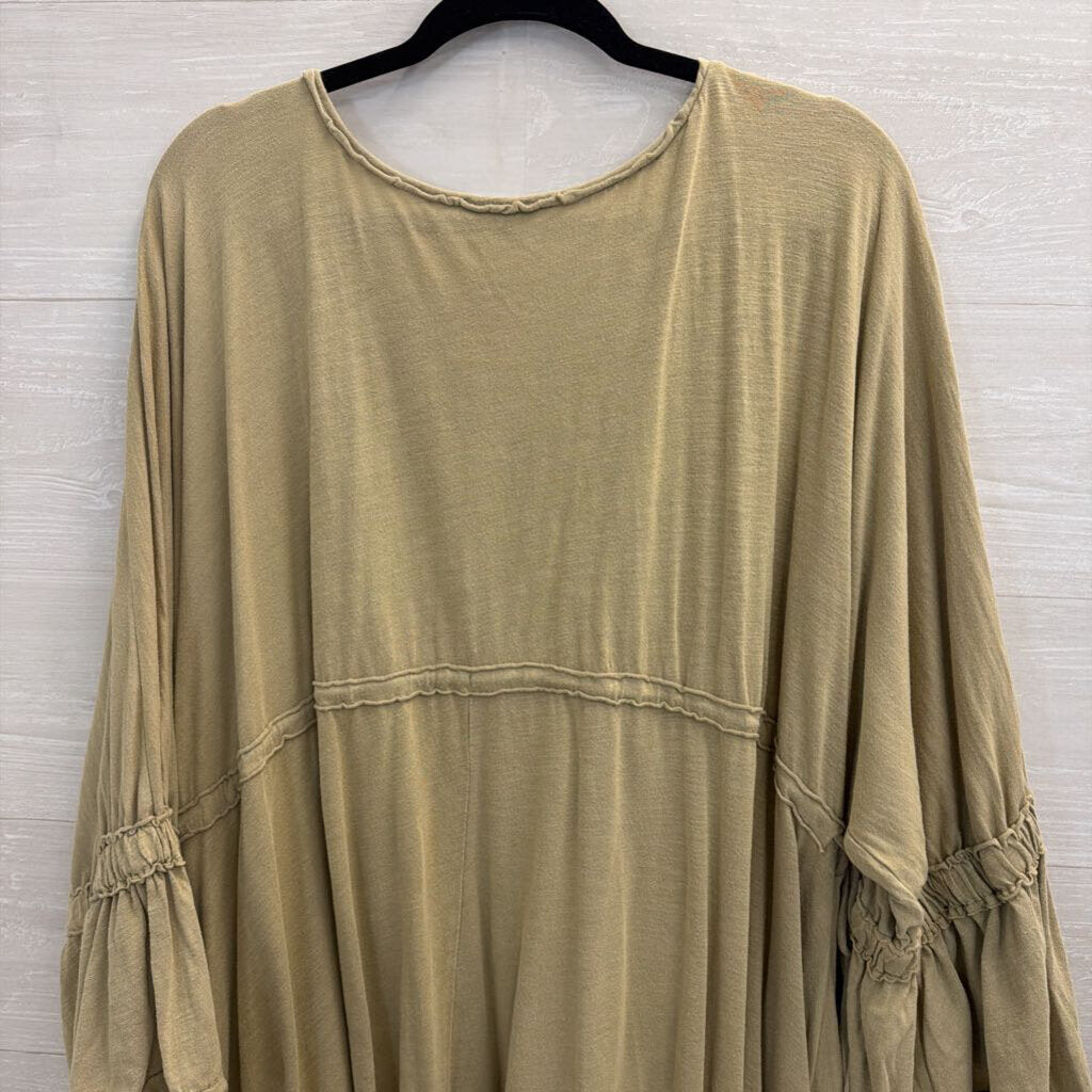 Oli and Hali Green Long Sleeve Cinch Waist Dress Medium/ Large
