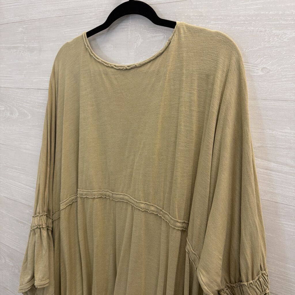 Oli and Hali Green Long Sleeve Cinch Waist Dress Medium/ Large