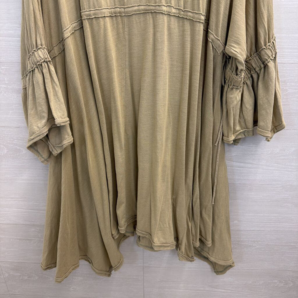 Oli and Hali Green Long Sleeve Cinch Waist Dress Medium/ Large