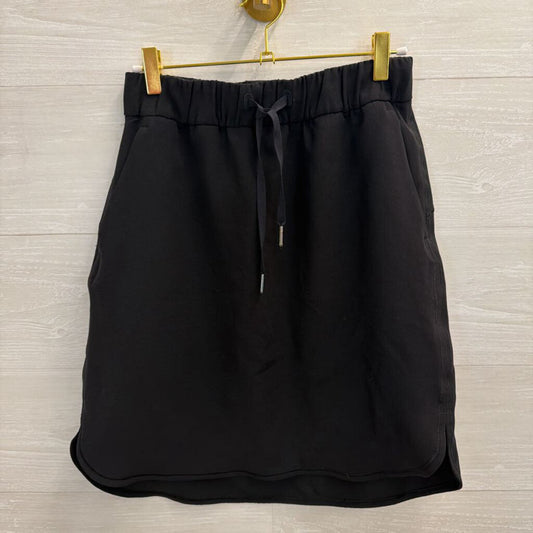 Lululemon Black On The Fly Skirt 6