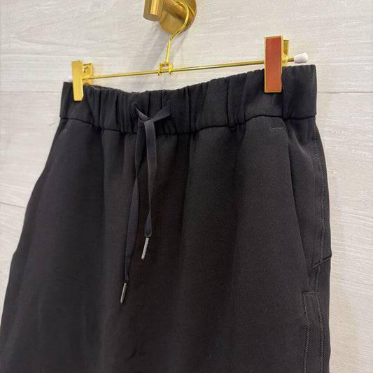 Lululemon Black On The Fly Skirt 6