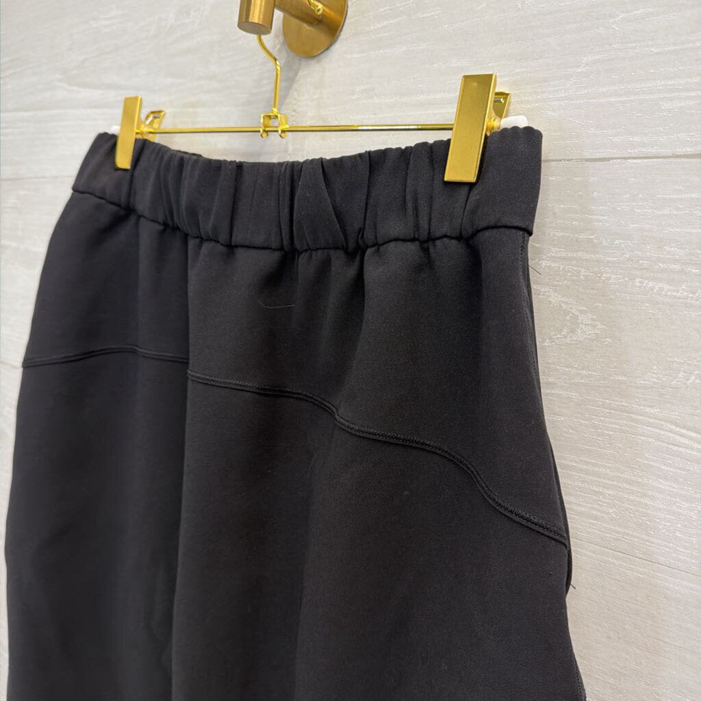 Lululemon Black On The Fly Skirt 6