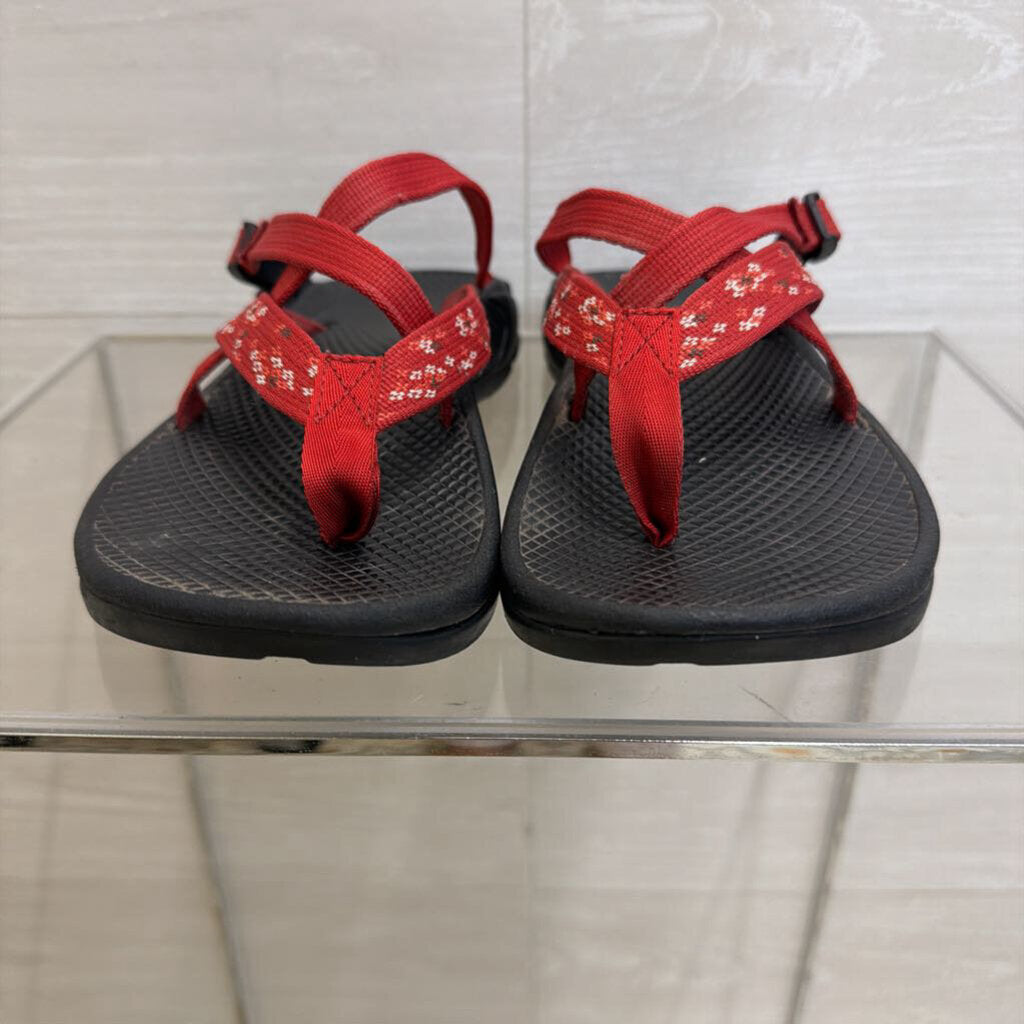 Chaco Black/ Red Hipthong Sandals 8