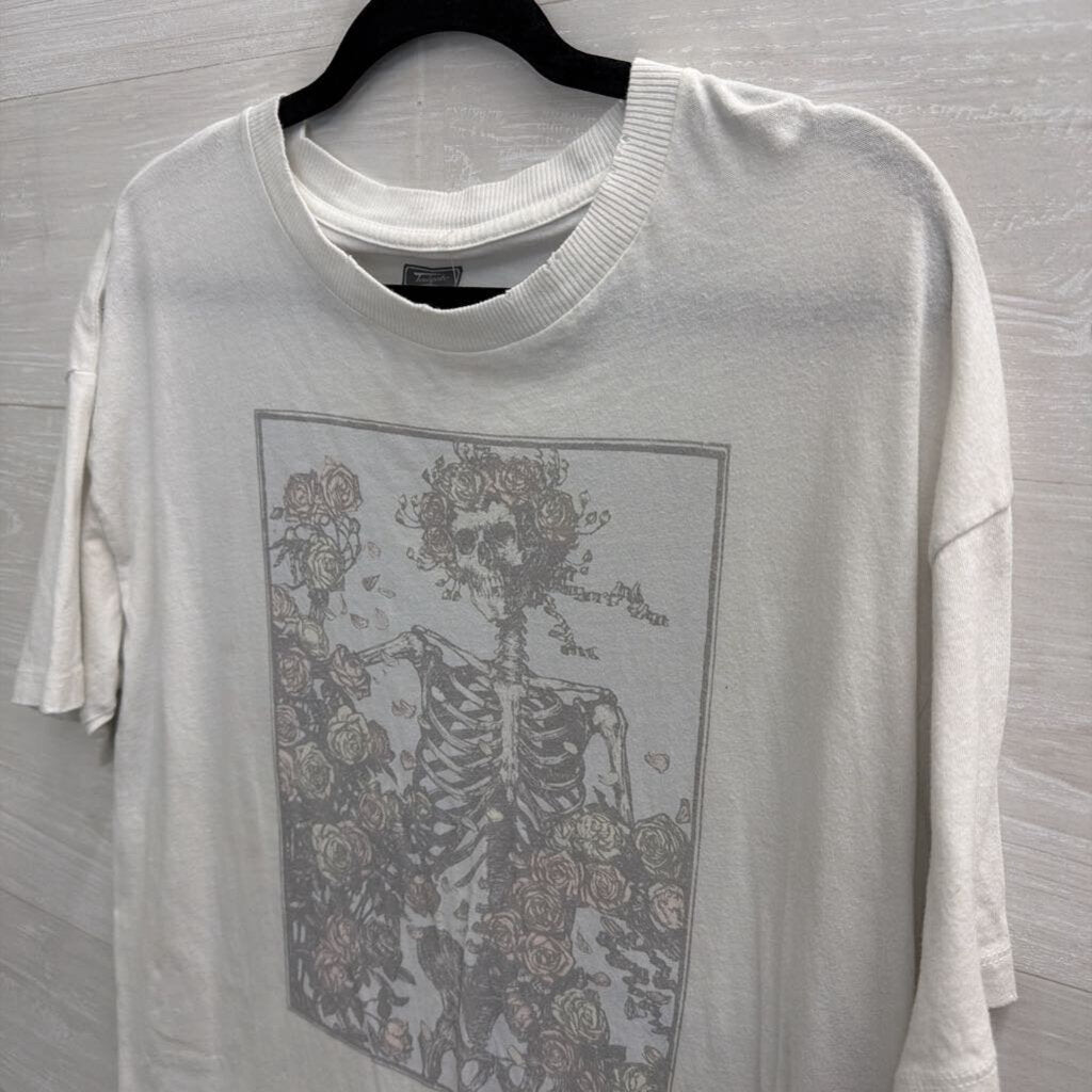 Tailgate White Skeleton Short Sleeve Graphic Tee Small