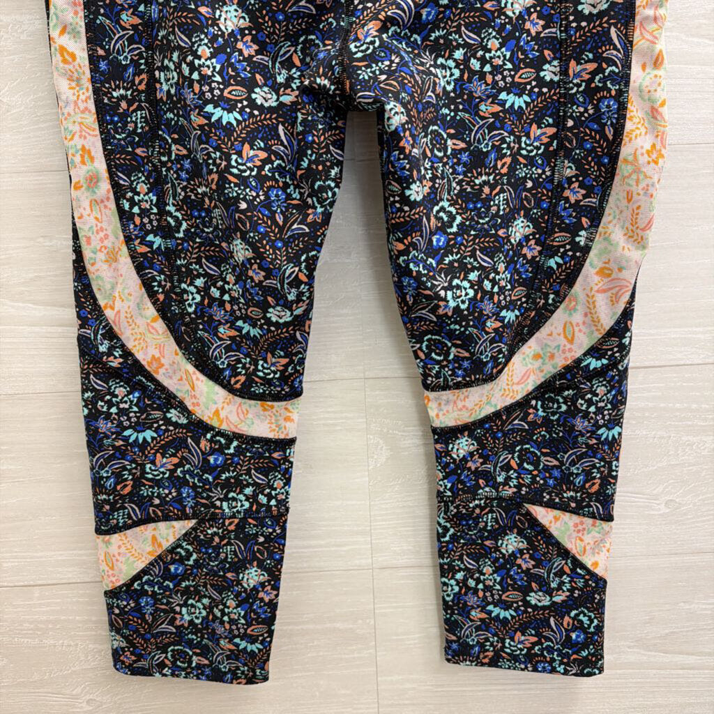 FP Movement Blue/ Pink Print Lose Your Marbles Leggings Large