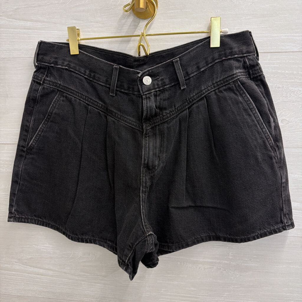 Levi Black Denim Shorts 31