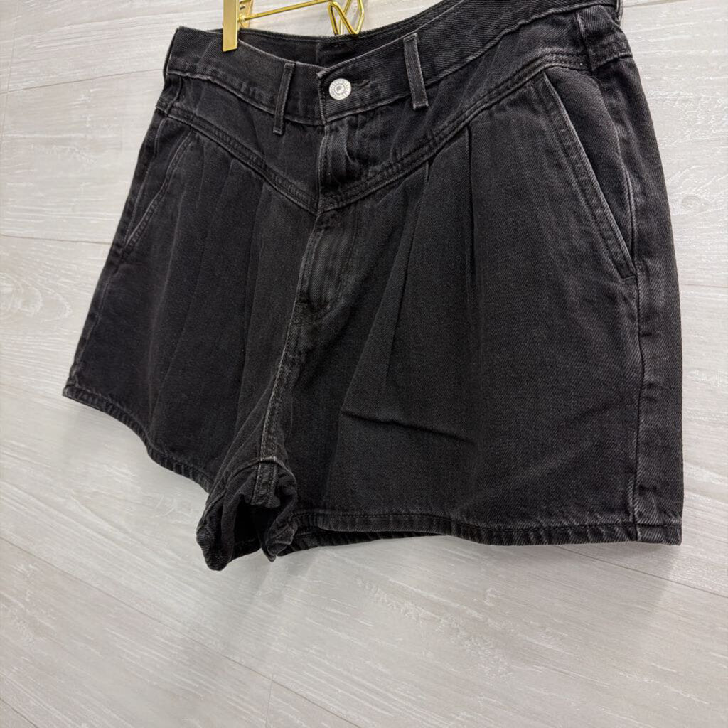 Levi Black Denim Shorts 31