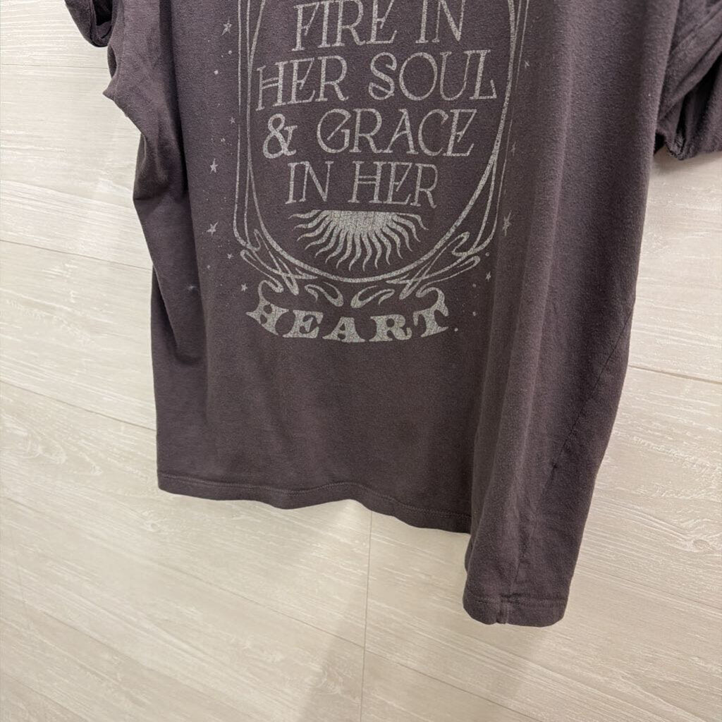 Altar'd State Grey She Has Fire Short Sleeve Graphic Tee Medium
