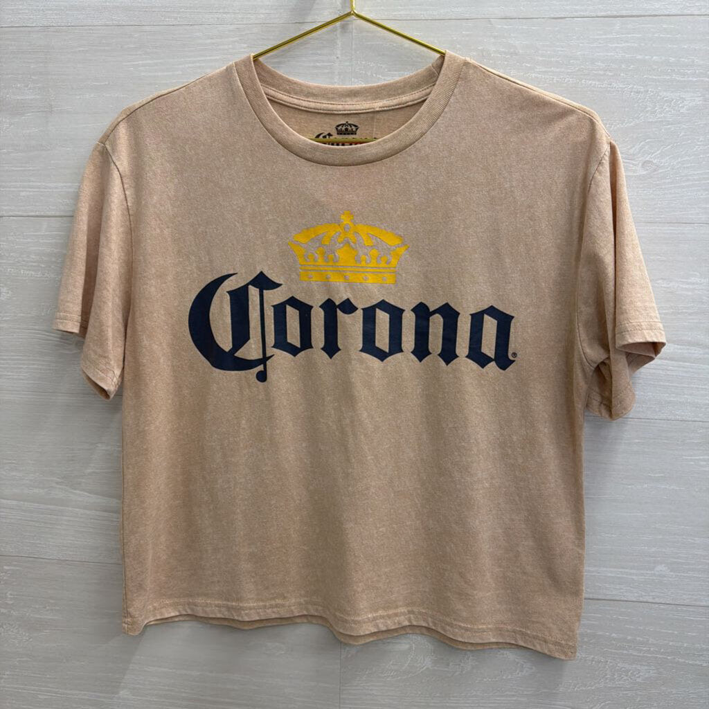Corona Beige Cropped Short Sleeve Graphic Tee Medium