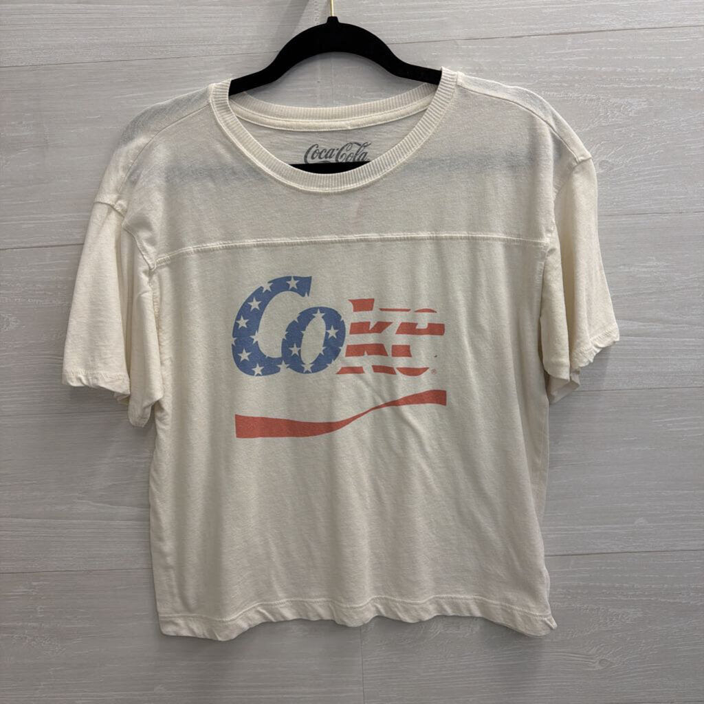 CocaCola White Cropped Short Sleeve Graphic Tee Medium