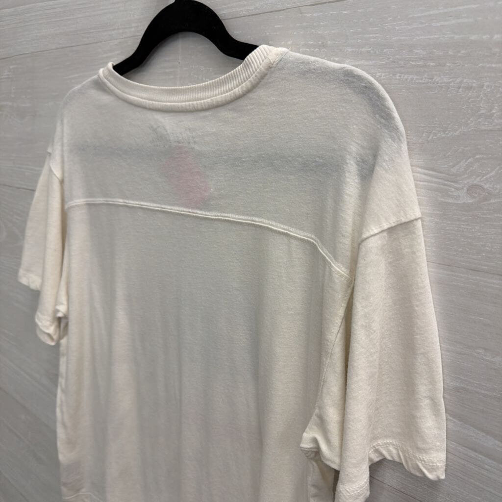 CocaCola White Cropped Short Sleeve Graphic Tee Medium