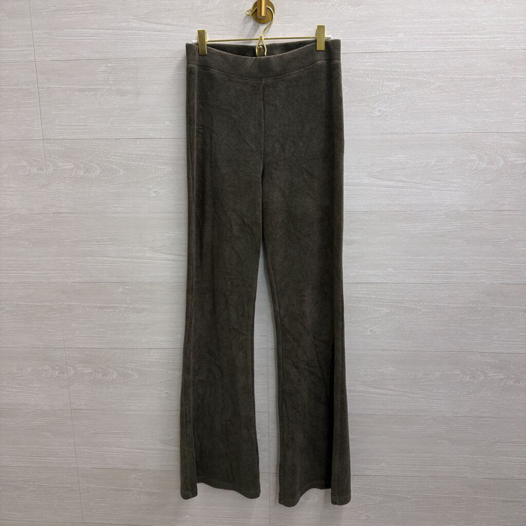 American Eagle Green Soft Ribbed Flare Pull On Pants Medium