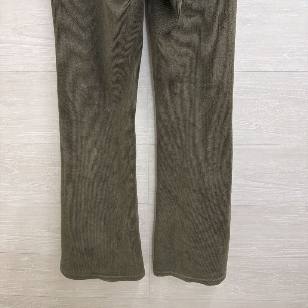 American Eagle Green Soft Ribbed Flare Pull On Pants Medium
