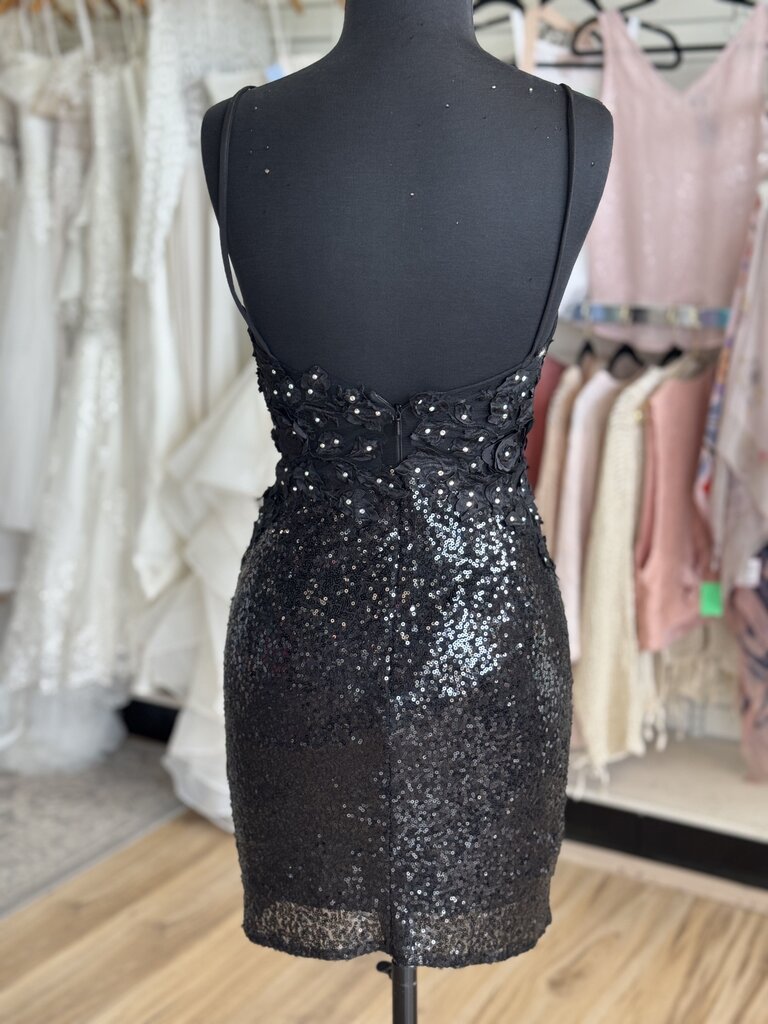 Chicas Black Embellished Lace/ Sequin Short Formal Dress Small