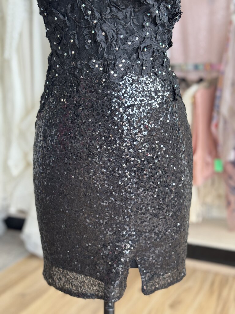 Chicas Black Embellished Lace/ Sequin Short Formal Dress Small