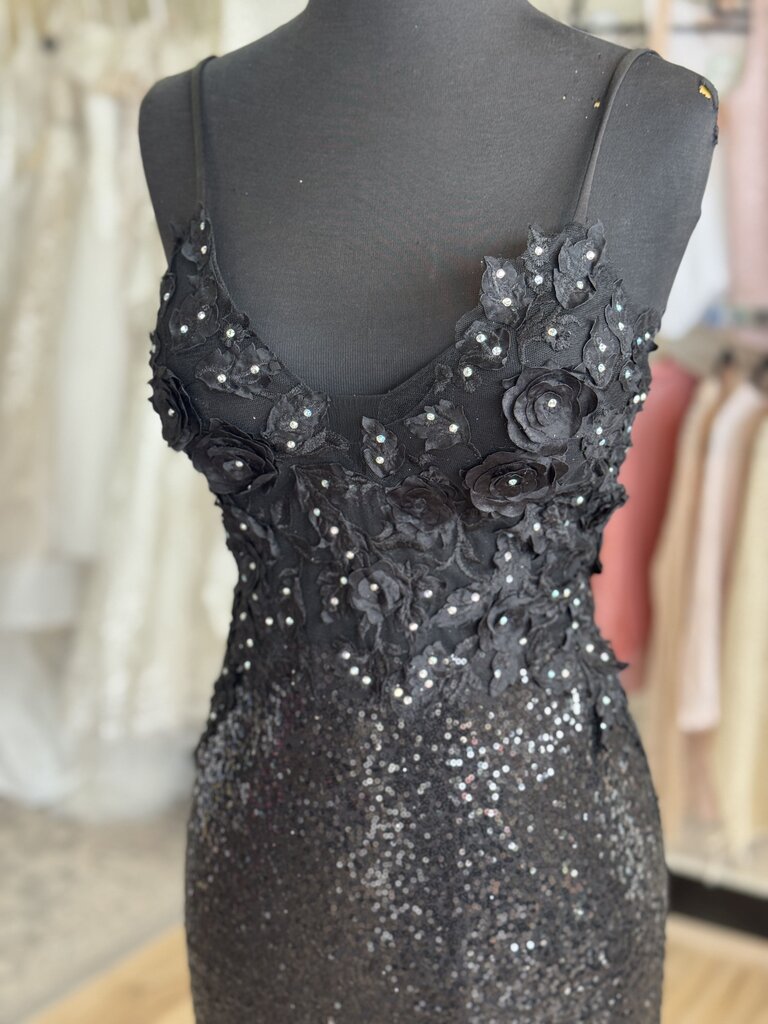 Chicas Black Embellished Lace/ Sequin Short Formal Dress Small